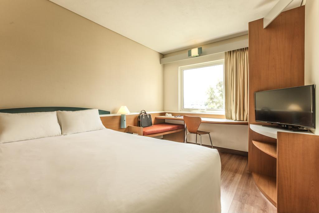 Hotel Ibis Monterrey Aeropuerto à Apodaca Extérieur photo
